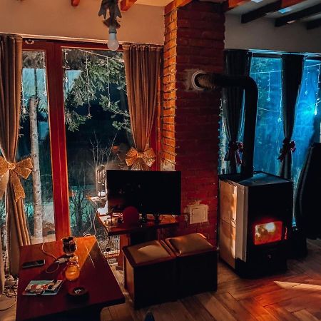 Cece'S Home Mavrovo Kültér fotó