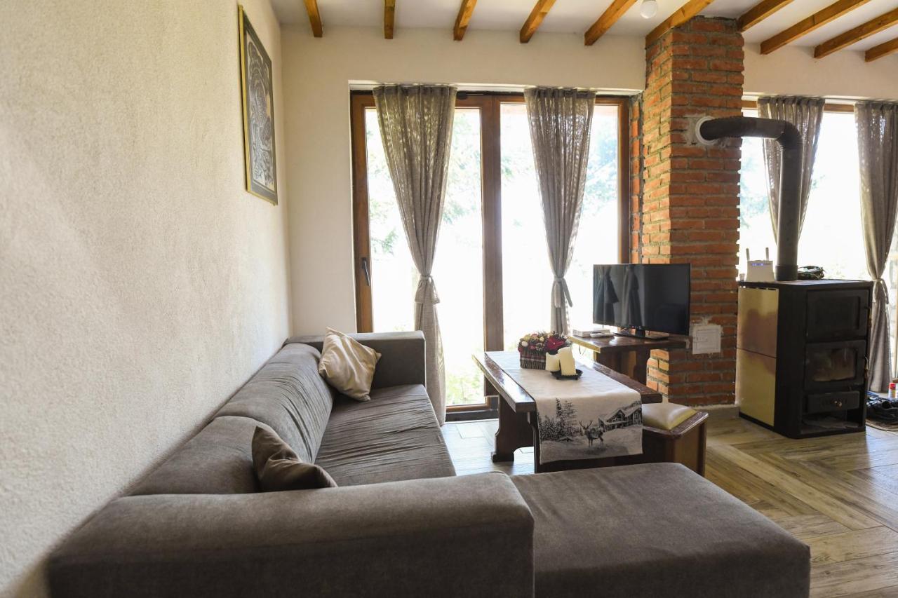 Cece'S Home Mavrovo Kültér fotó